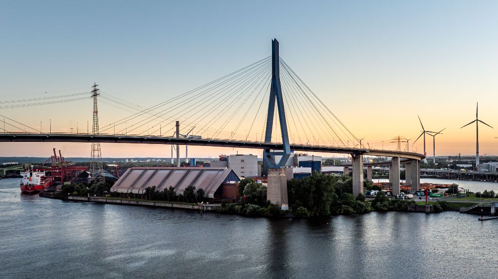 Luftaufnahme der Müllverwertungsanlage Rugenberger Damm an der Köhlbrandbrücke